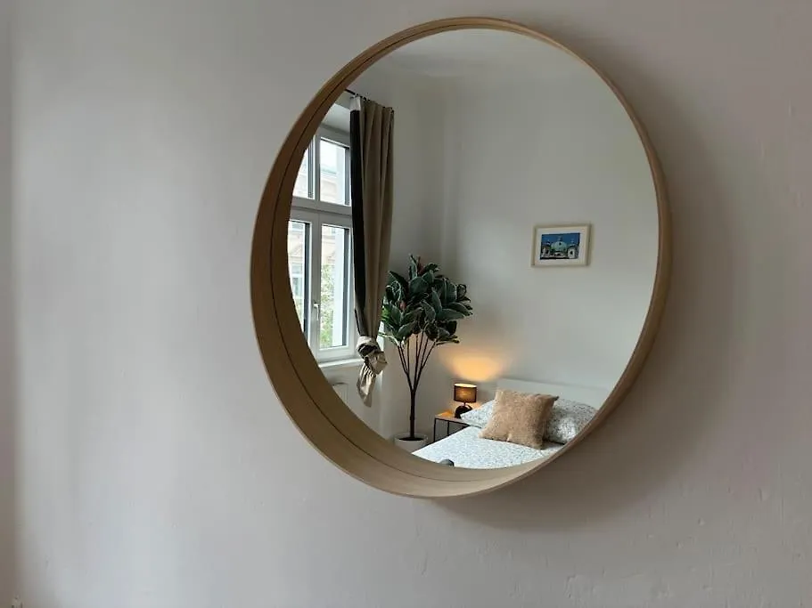 130 M2 Stylish 5 Bedroom Apartment Vienna
